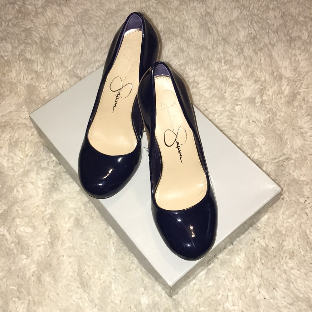 •Navy Blue Heels•